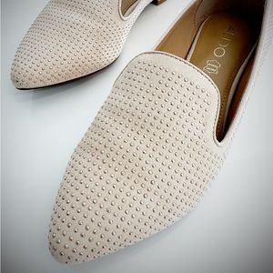 Beautiful like moccasin type.